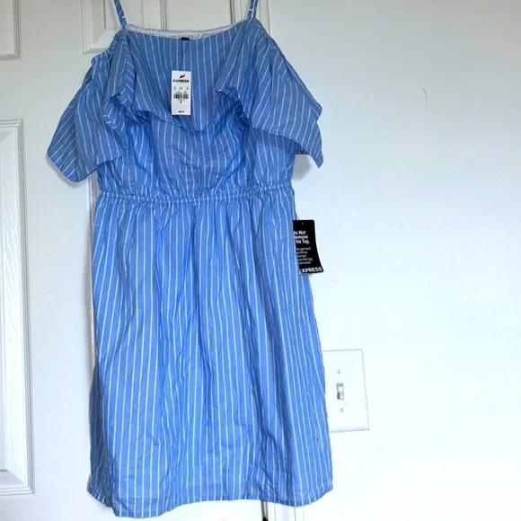 Express shoulder and strap dress - Picture 2 of 5